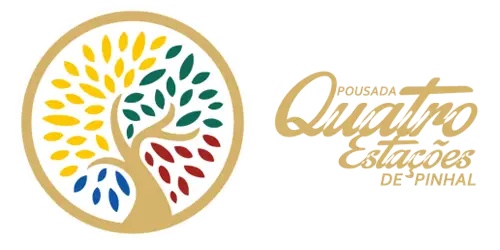 Logo da Pousada Quatro Estações de Pinhal, em Santo Antônio do Pinhal, cliente da agência Coquetel Criativo, especializada em marketing e branding.