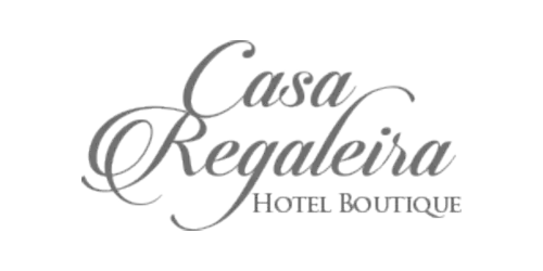 Logo da Casa Regaleira, cliente da agência Coquetel Criativo, especializada em marketing e branding.